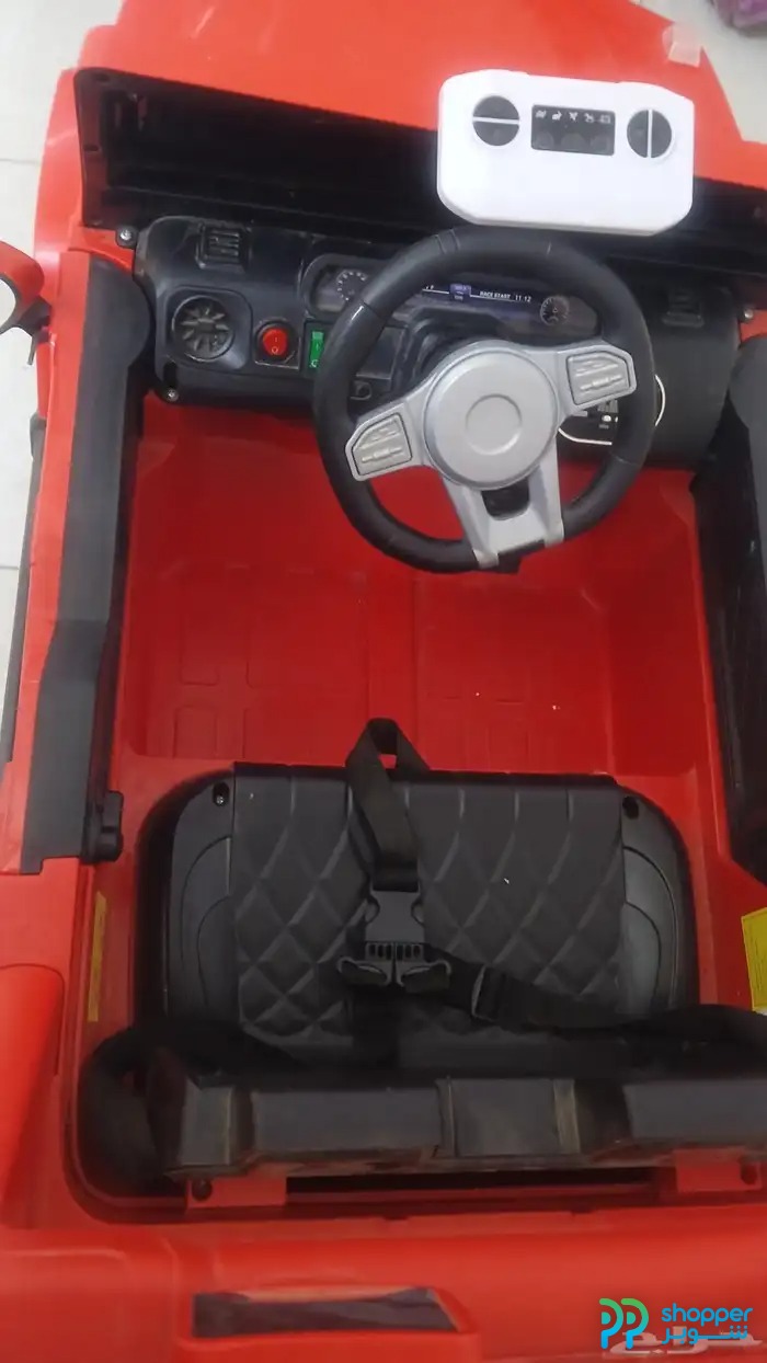 سيارة اطفال